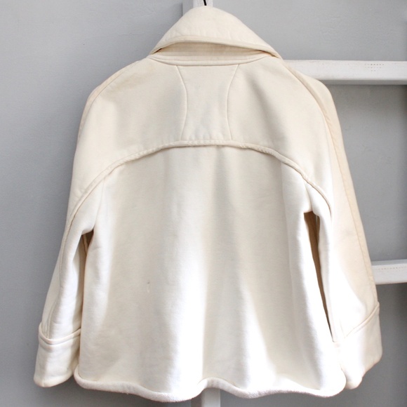 KIT AND ACE Lululemon Concordia Cream Color Wrap Jacket Size Medium - Picture 2 of 11